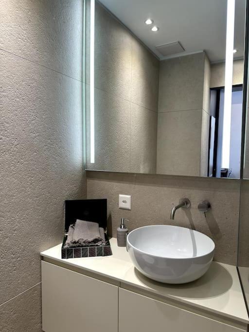 Ferienwohnung Riva 2 Lugano Exterior foto